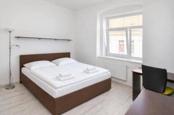 Apartmán Standard s okny do hlučné ulice